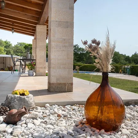 Casa Grazia بيت للعطل