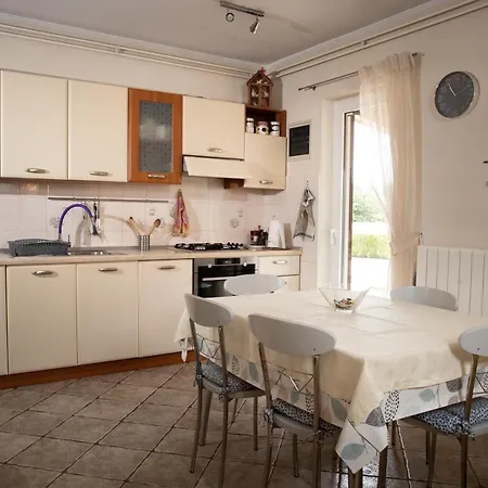 Casa Grazia بيت للعطل روفينج