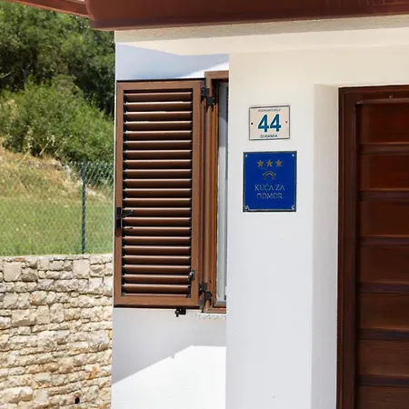 بيت للعطل Casa Grazia روفينج