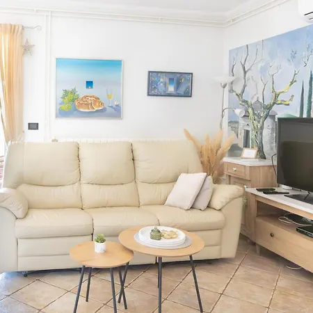 Casa Grazia بيت للعطل