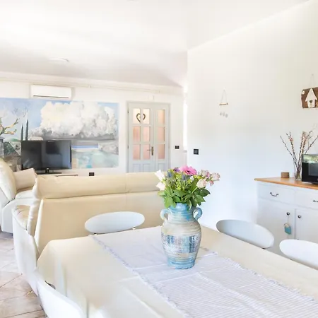 بيت للعطل Casa Grazia روفينج